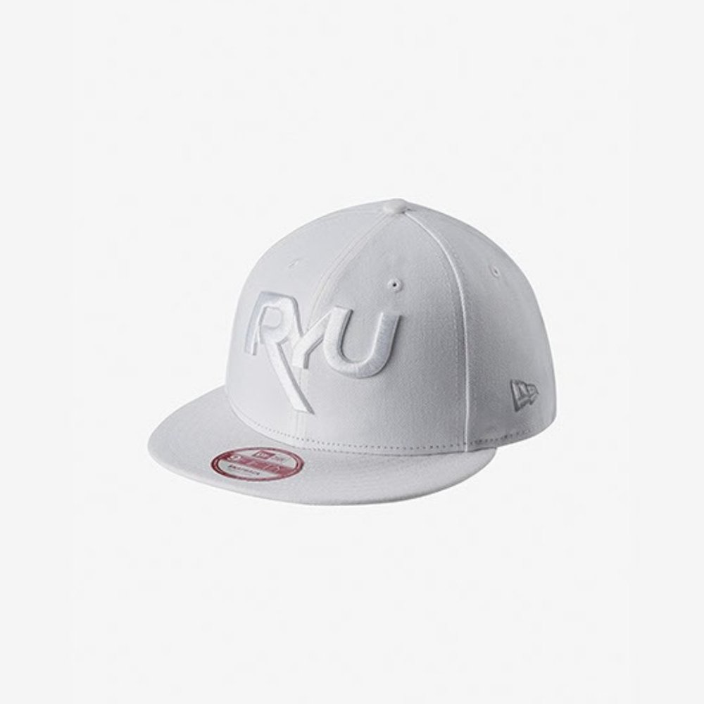RYU Respect Your Universe Optic White Logo Snapback Medium Large Hat Cap MSRP $3